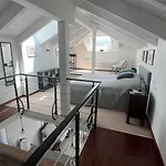 Schwalbenhaus アパート *