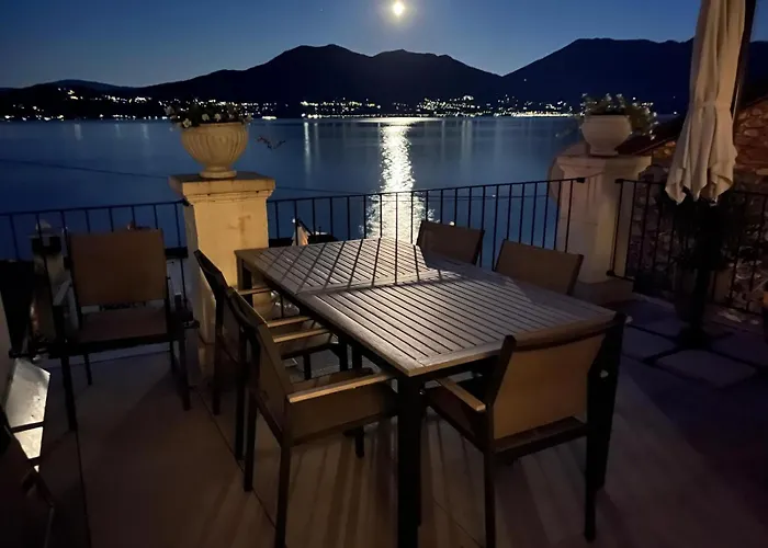 Schwalbenhaus Appartement Oggebbio